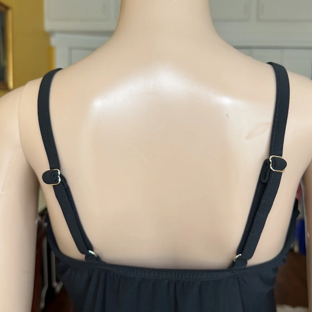 Miraclesuit Marina Black Underwire Plunge Tankini Top Women's Size 10